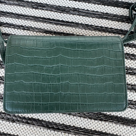 JW PEI Julia Chain Strap Detail Croc Embossed Purse - Picture 6 of 9